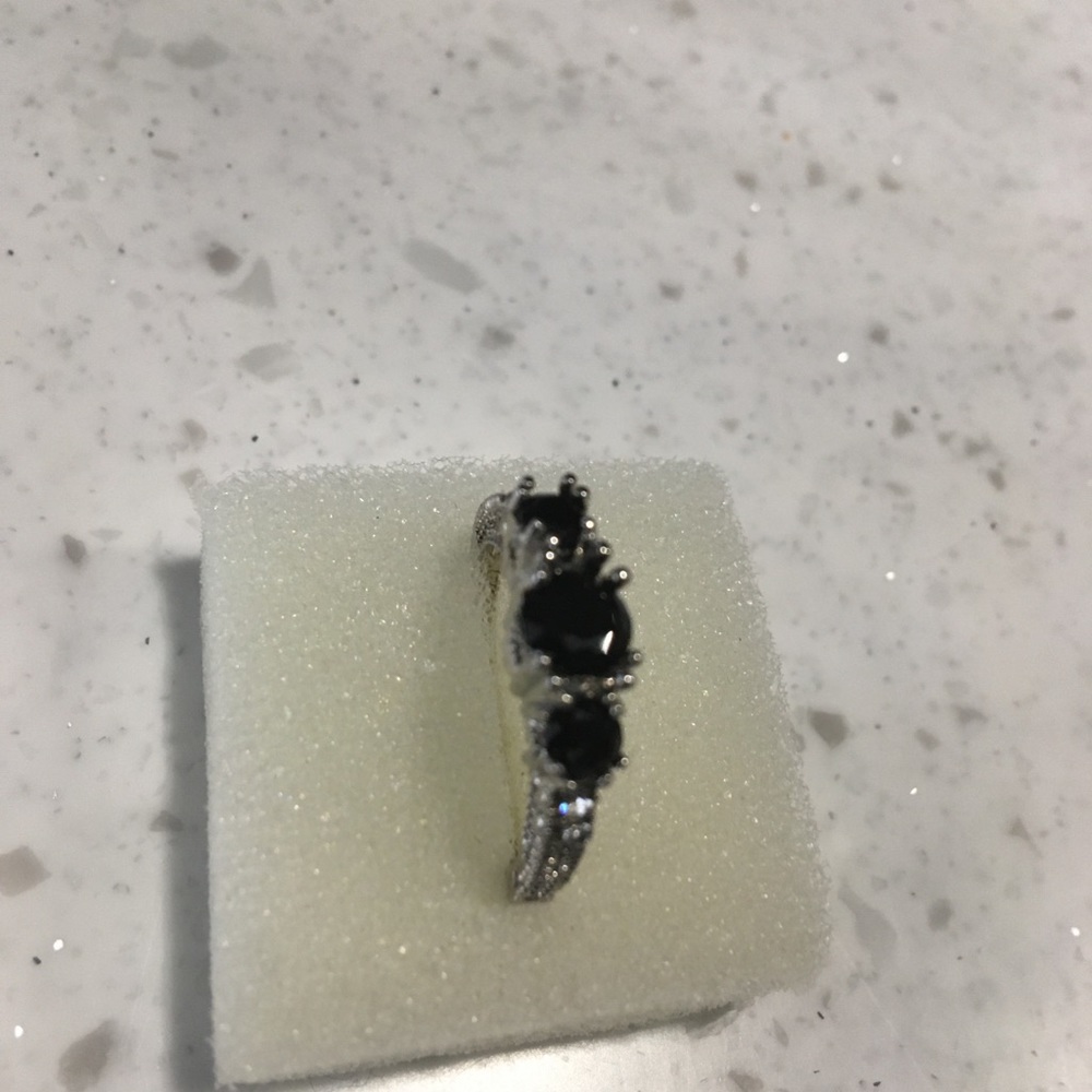 Sterling silver ring 9.25